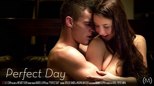 Taylor Sands – Perfect Day