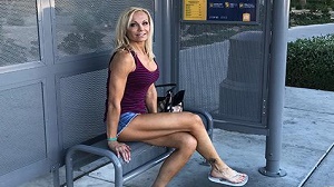 Mom POV – Fit blonde cougar MILF porn newb