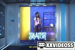 Sarah Kay – Skater – E08