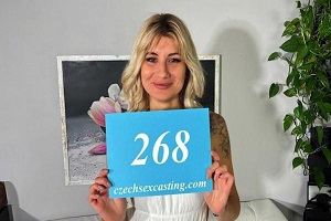 Marsiama Amoon – Sexy Ukrainian blonde provokes the photographer – E268