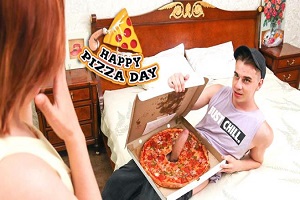 Violet Clarke – Pepperoni pizza day