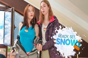 Alice Flore & Erika Mori – Ready, set, snow! 4/4