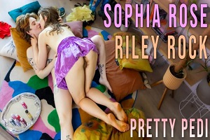 Riley Rock & Sophia Rose – Pretty Pedi