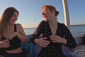 Lily Mays & Rebeka Ruby – Wow Girls Rebeka Ruby With Her Friend Lily Mays Naked On A Sunset Boat Cruise While On Vacation