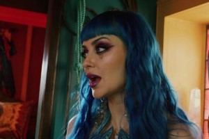 Jewelz Blu – Chapter 2 – Visions