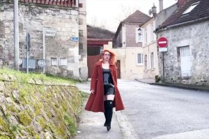 Little Foxy – Little Foxy, 31, wanted some entertainment…