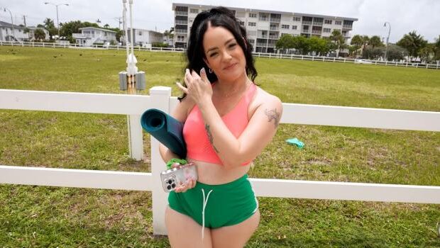 Lillianette – Girl Got Ass