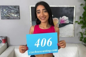 Lunita Galactica – Horny Latina is casting out her pussy – E406