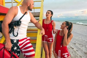 MacKenzie Mace & Kylie Rocket – Horny Lifeguards Share A Cock