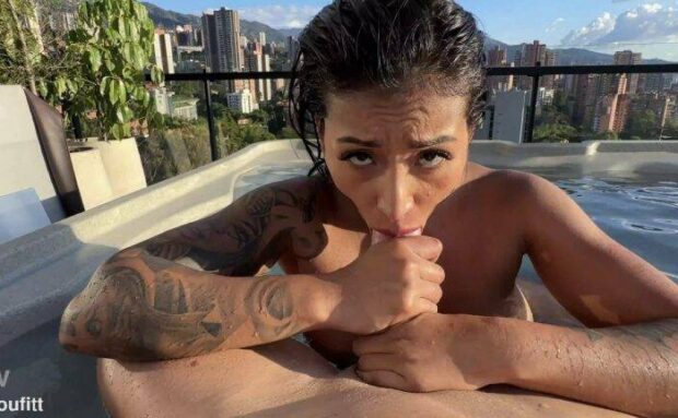 Mariana Martix Wet And Wild Fucked Hard in the Jacuzzi