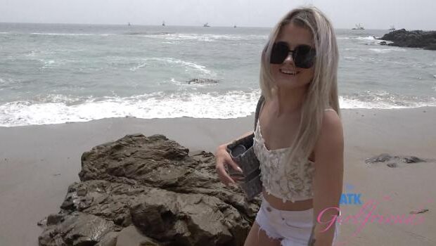 Nicole Nichols – Malibu Beach – Part 1