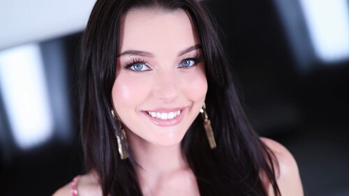 Kloe Love – Amateur Allure Welcomes Kloe Love, Beautiful Babe Sucks Cock, Gets Fucked and Swallows a Hot Load