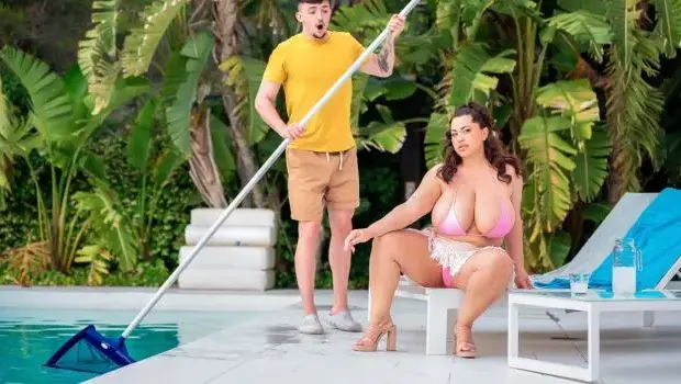 Coco Rains – Pool Boy Peeping