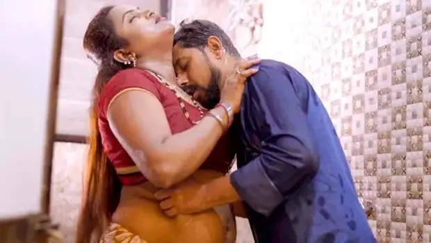 Desi Bang – Curvy Indian MILF Fucking In Bathroom