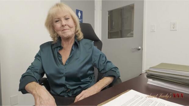 Desiree Eden – POV: A Job Interview with Boss Babe Desiree Takes A Wild Turn