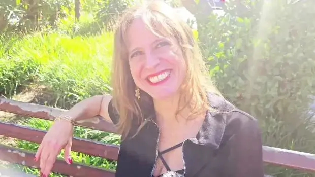 Lolly – Lolly, 44 years old, purchasing manager in Colomiers!