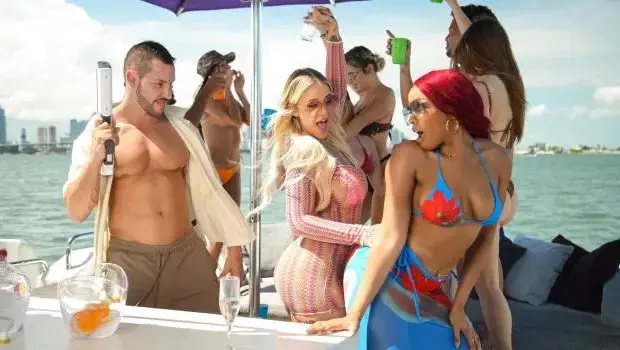 Kali Roses & Kay Kay – Nauti & Nasty