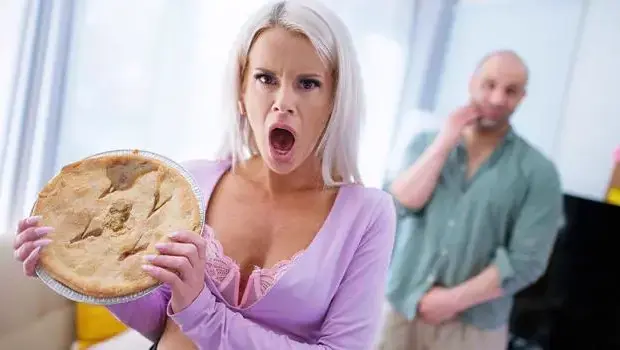 La Petite Blonde – American Tart