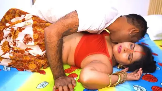 Desi Bang – Busty Indian MILF Gets Nailed