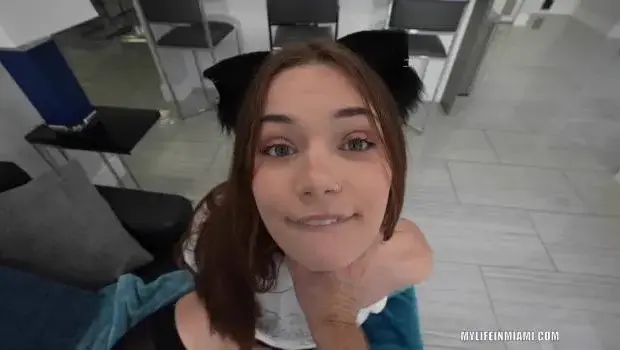 Juniper Ren – Sexy Little Thing