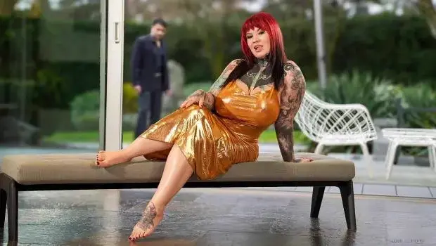 Sabien DeMonia – Finding Comfort