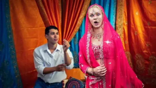 Vivian Lola – Latina Hindu Learns the “Incasutra” Method (Vivian Lola Debut)