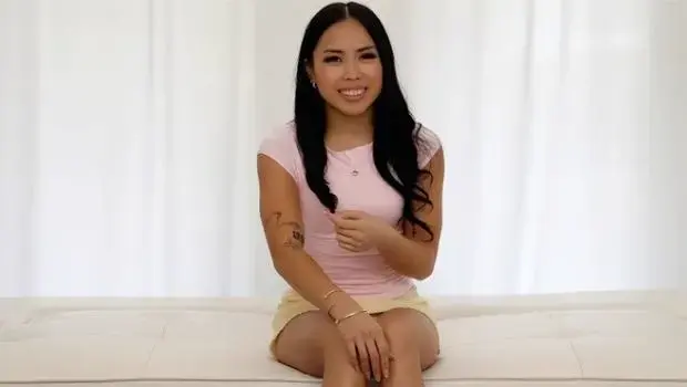 Vivienne – Vivienne Returns