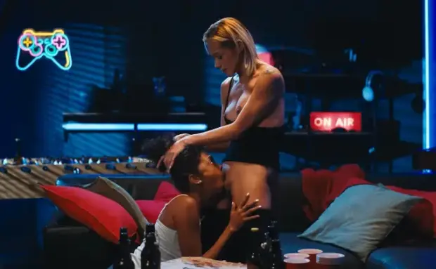 Barbie Rous, Sam Bourne & Veronica Leal – The Ex Girlfriend