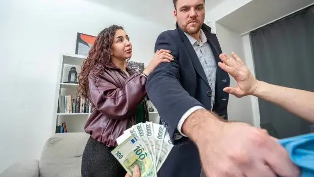 Boni Curly – Real Defective