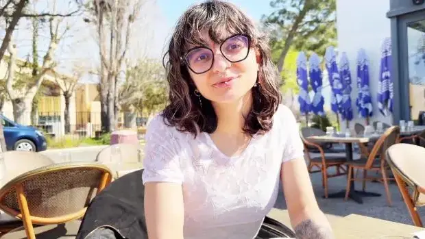 Lotus – Lotus, 21 years old, from Mons!