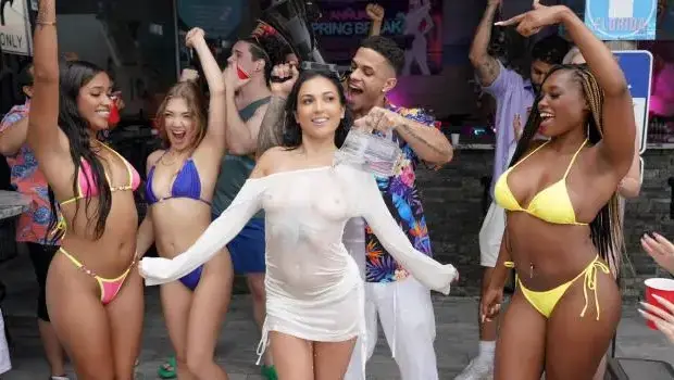 Mira Luv – Spring Break Booty