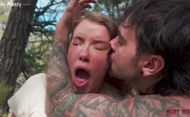Eden Ivy & Nade Nasty – Wild Hunting Sex Facial