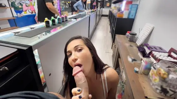 Mira Luv – Can I Hit Your Vape