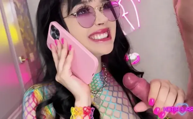 Purple Bitch – Filled While On The Phone