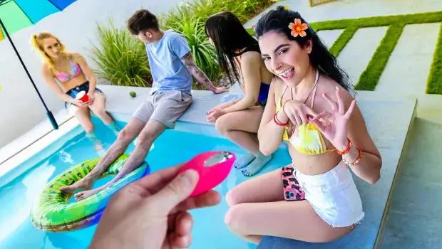 Angel Gostosa – This Vibrator Only Makes Me Yearn For Your Cock Even More