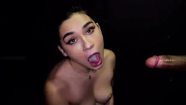 Delilah Dagger – Delilah Dagger’s First Gloryhole