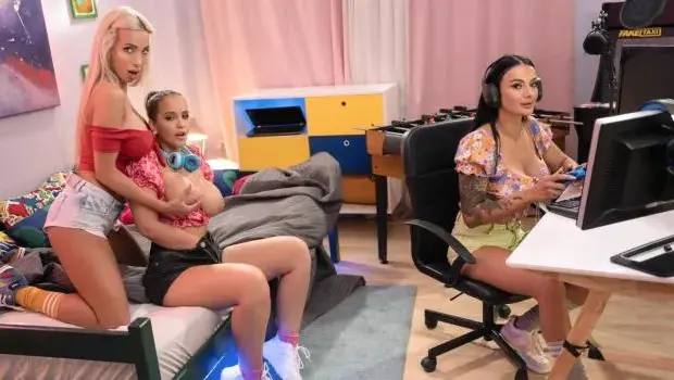 Jennifer Mendez, Emily Bright & Maddy Black